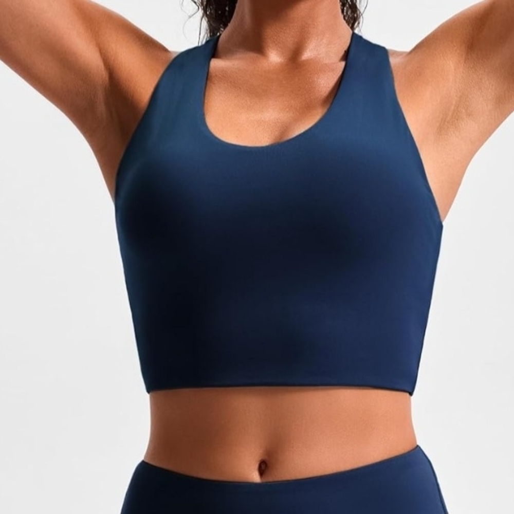 Seamless Navy Sports Bra for Women
